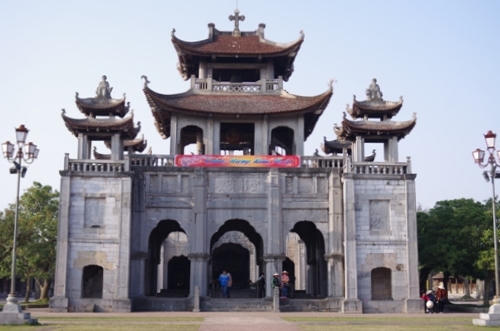 Đến Ninh Bình đừng quên 5 điểm du lịch tâm linh